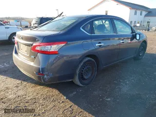 2013 Nissan Sentra SR with VIN 3N1AB7AP6DL689976, listed as a IAAI auction lot 41500587 with 90,925 mi miles. Bid and sale history available at carsss.com. Image 4.