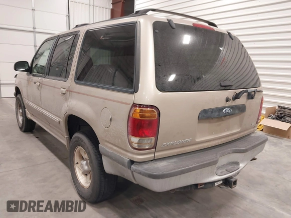 1998 Ford Explorer XLT с VIN 1FMZU32E8WUA42113, выставлен на аукционе IAAI как лот 41608275 с пробегом 149 567 миль миль и . История ставок и продаж доступна на DreamBid. Изображение 3.