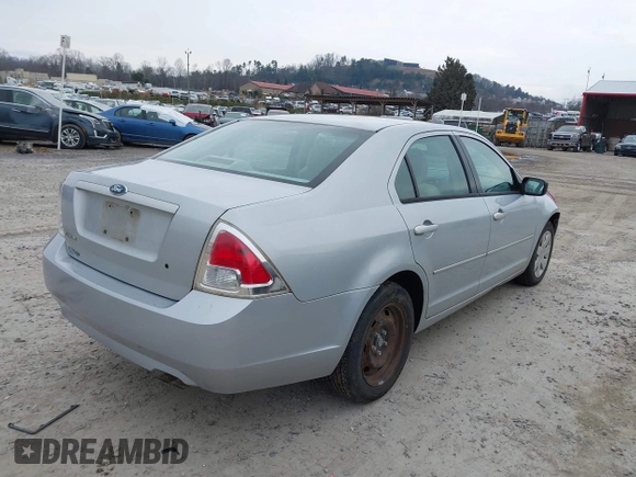 2006 Ford Fusion S with VIN 3FAFP06Z86R214910, listed as a IAAI auction lot 41491738 with 173,131 mi miles. Bid and sale history available at carsss.com. Image 4.