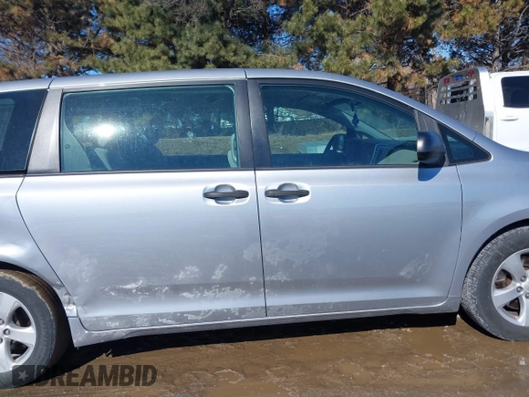 2017 Toyota Sienna L with VIN 5TDZZ3DC2HS823864, listed as a IAAI auction lot 41640613 with 194,318 mi miles and . Bid and sale history available at DreamBid. Image 13.