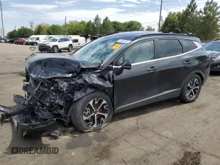 2023 Kia Sportage EX с VIN KNDPVCAG8P7020947, выставлен на аукционе Copart как лот 66208384 с пробегом 14 358 миль миль и Списание • Salvage title. История ставок и продаж доступна на DreamBid. Изображение 1.