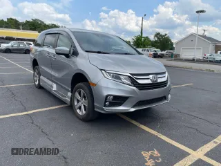 2019 Honda Odyssey EX-L with VIN 5FNRL6H77KB122457, listed as a Copart auction lot 55848825 with 62,462 mi miles and Salvage Title. Bid and sale history available at carsss.com. Image 1.