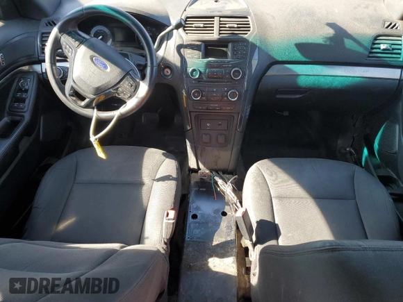 2018 Ford Police Interceptor Utility z VIN 1FM5K8AR0JGA20815, wystawiony jako Copart lot #58233165 z przebiegiem 109 064 mil mil oraz Tytuł czysty. Historia ofert i sprzedaży dostępna na DreamBid. Obrazek 8.