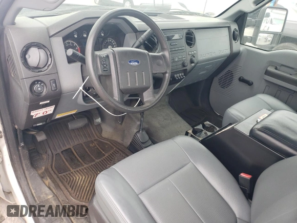 2013 Ford F-250 XL z VIN 1FTBF2B68DEB82396, wystawiony jako Copart lot #52378355 z przebiegiem 91 282 mil mil oraz Czysty tytuł • Clean title. Historia ofert i sprzedaży dostępna na DreamBid. Obrazek 8.