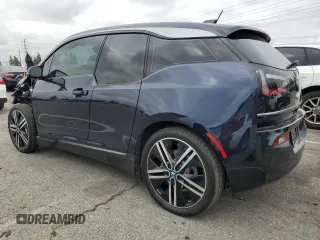 2019 BMW i3 with VIN WBY8P4C57K7E79770, listed as a Copart auction lot 55701535 with 33,344 mi miles and Salvage title. Bid and sale history available at DreamBid. Image 2.