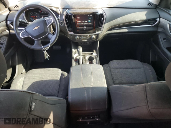 2019 Chevrolet Traverse LS z VIN 1GNERFKW6KJ269043, wystawiony jako Copart lot #53783705 z przebiegiem 98 910 mil mil oraz Nie do naprawy • Non repairable. Historia ofert i sprzedaży dostępna na DreamBid. Obrazek 8.