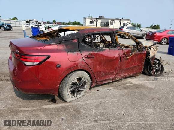 2024 Nissan Sentra SV z VIN 3N1AB8CV4RY310890, wystawiony jako Copart lot #58735065 z przebiegiem Nie podano mil oraz Szkoda całkowita • Salvage title. Historia ofert i sprzedaży dostępna na DreamBid. Obrazek 3.