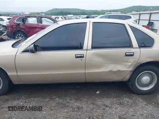1996 Chevrolet Caprice 1SA Special Value с VIN 1G1BL52W7TR179967, выставлен на аукционе IAAI как лот 42311914 с пробегом 146 265 миль миль и . История ставок и продаж доступна на DreamBid. Изображение 14.