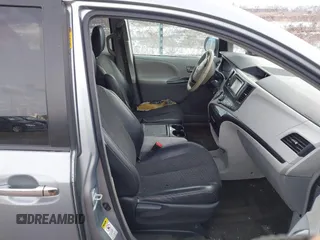 2013 Toyota Sienna SE with VIN 5TDXK3DC0DS354540, listed as a IAAI auction lot 41445501 with 238,814 mi miles and . Bid and sale history available at DreamBid. Image 5.
