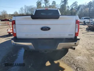 2017 Ford F-250 XLT with VIN 1FT7X2A62HEC11076, listed as a Copart auction lot 43019285 with 313,372 mi miles and Clean title. Bid and sale history available at DreamBid. Image 6.