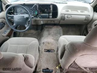1996 Chevrolet Tahoe with VIN 1GNEK13R9TJ335411, listed as a Copart auction lot 87663725 with 111,802 mi miles and Salvage Title. Bid and sale history available at carsss.com. Image 8.