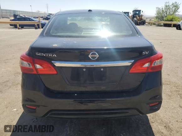 2018 Nissan Sentra SV z VIN 3N1AB7AP5JL654003, wystawiony jako Copart lot #52981475 z przebiegiem 83 616 mil mil oraz Szkoda całkowita • Salvage title. Historia ofert i sprzedaży dostępna na DreamBid. Obrazek 6.