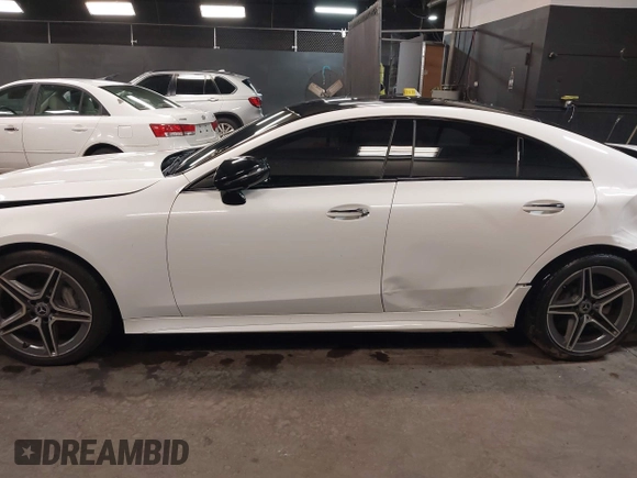 2020 Mercedes-Benz CLS 450 с VIN W1K2J5KB3LA071859, выставлен на аукционе IAAI как лот 42180062 с пробегом 18 267 миль миль и . История ставок и продаж доступна на DreamBid. Изображение 14.