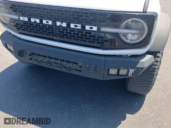 2022 Ford Bronco с VIN 1FMEE5DP1NLB68923, выставлен на аукционе IAAI как лот 42844194 с пробегом 20 202 миль миль и . История ставок и продаж доступна на DreamBid. Изображение 5.