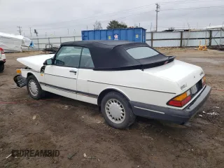 1988 Saab 900 z VIN YS3AT75L0J7015445, wystawiony jako Copart lot #77775074 z przebiegiem 225 073 mil mil oraz Szkoda całkowita • Salvage title. Historia ofert i sprzedaży dostępna na DreamBid. Obrazek 2.