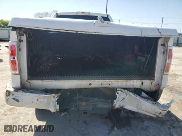 2013 Ford F-150 XL with VIN 1FTFX1CF8DFC11624, listed as a Copart auction lot 52699215 with 201,598 mi miles and Salvage Title. Bid and sale history available at carsss.com. Image 6.