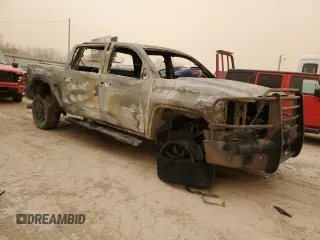 2015 GMC Sierra 2500HD Denali with VIN 1GT120E8XFF185600, listed as a Copart auction lot 49123735 with Not provided miles and Non repairable. Bid and sale history available at DreamBid. Image 4.