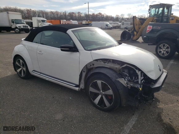 2013 Volkswagen Beetle Convertible 2.0T with VIN 3VW7T7AT5DM827354, listed as a Copart auction lot 83174804 with 110,189 mi miles and Salvage Title. Bid and sale history available at carsss.com. Image 4.