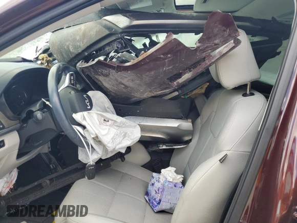 2022 Kia Telluride SX with VIN 5XYP54HC7NG276196, listed as a Copart auction lot 48282323 with 11,643 mi miles and Salvage title. Bid and sale history available at DreamBid. Image 14.