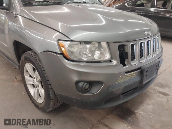 2013 Jeep Compass Sport with VIN 1C4NJDBBXDD225517, listed as a IAAI auction lot 41271099 with 168,204 mi miles. Bid and sale history available at carsss.com. Image 6.