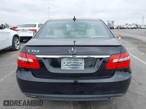2013 Mercedes-Benz E 350 Luxury with VIN WDDHF5KB2DA669583, listed as a IAAI auction lot 41882747 with 108,182 mi miles and . Bid and sale history available at DreamBid. Image 16.