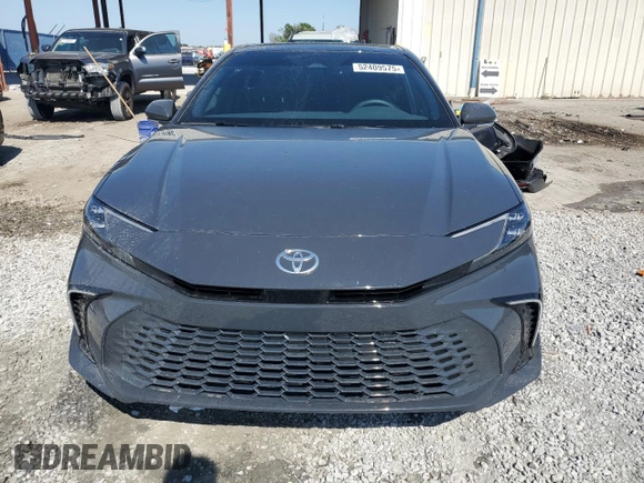 2025 Toyota Camry LE with VIN 4T1DAACK6SU559271, listed as a Copart auction lot 52409575 with 4,474 mi miles and Salvage Title. Bid and sale history available at carsss.com. Image 5.