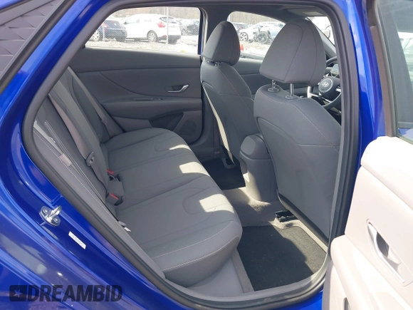 2024 Hyundai Elantra SEL with VIN KMHLM4DG2RU809713, listed as a IAAI auction lot 41998632 with 8,185 mi miles and . Bid and sale history available at DreamBid. Image 8.