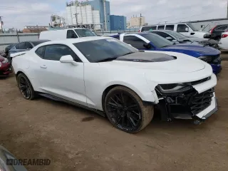 2022 Chevrolet Camaro ZL1 with VIN 1G1FK1R6XN0106778, listed as a Copart auction lot 42285774 with 7,880 mi miles and Non Repairable. Bid and sale history available at carsss.com. Image 4.