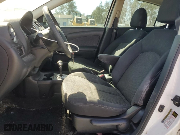 2014 Nissan Versa SV with VIN 3N1CN7AP4EL804009, listed as a Copart auction lot 48556215 with 146,875 mi miles and Salvage Title. Bid and sale history available at carsss.com. Image 7.