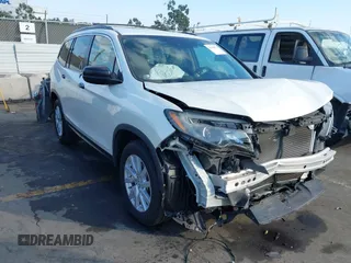 2019 Honda Pilot LX with VIN 5FNYF5H17KB016728, listed as a IAAI auction lot 41456972 with 70,846 mi miles. Bid and sale history available at carsss.com. Image 1.