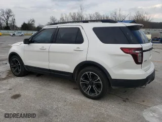 2015 Ford Explorer Sport with VIN 1FM5K8GT6FGA32803, listed as a Copart auction lot 48967935 with 220,749 mi miles and Salvage Title. Bid and sale history available at carsss.com. Image 2.