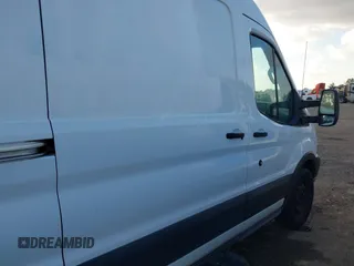 2019 Ford Transit with VIN 1FTYE2CM3KKA07286, listed as a IAAI auction lot 40514524 with 141,215 mi miles. Bid and sale history available at carsss.com. Image 19.