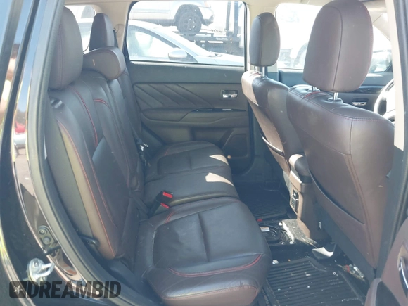 2018 Mitsubishi Outlander SEL with VIN JA4J24A56JZ031678, listed as a IAAI auction lot 38897134 with 146,701 mi miles and . Bid and sale history available at DreamBid. Image 8.
