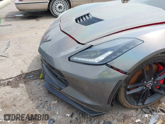 2014 Chevrolet Corvette Z51 3LT with VIN 1G1YL2D78E5128387, listed as a IAAI auction lot 42372075 with 136,632 mi miles and . Bid and sale history available at DreamBid. Image 6.