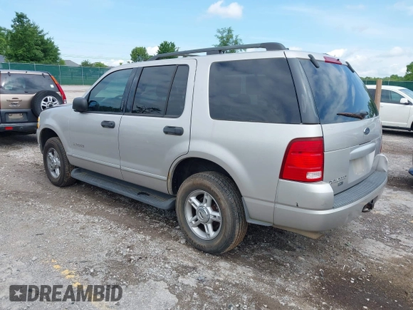 2004 Ford Explorer XLT z VIN 1FMZU73K34UA37992, wystawiony jako IAAI lot #42346103 z przebiegiem 192 043 mil mil oraz . Historia ofert i sprzedaży dostępna na DreamBid. Obrazek 3.