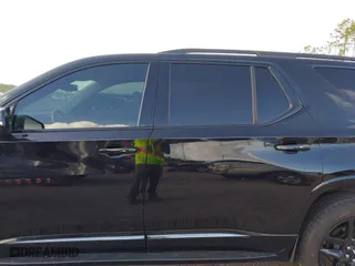 2018 Chevrolet Traverse Premier with VIN 1GNEVJKW2JJ247358, listed as a IAAI auction lot 41957576 with 84,689 mi miles. Bid and sale history available at carsss.com. Image 14.