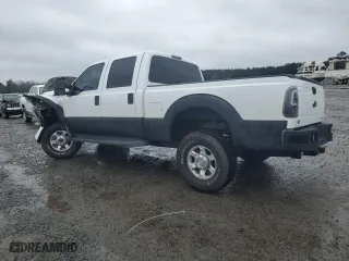 2014 Ford Super Duty F-250 SRW XL with VIN 1FT7W2B66EEB16808, listed as a Copart auction lot 45233265 with 118,789 mi miles and Salvage Title. Bid and sale history available at carsss.com. Image 2.