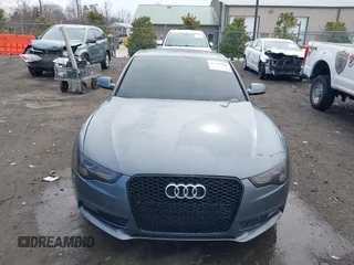 2013 Audi A5 Premium Plus z VIN WAULFAFR8DA070141, wystawiony jako IAAI lot #41729584 z przebiegiem 176 662 mil mil oraz . Historia ofert i sprzedaży dostępna na DreamBid. Obrazek 12.