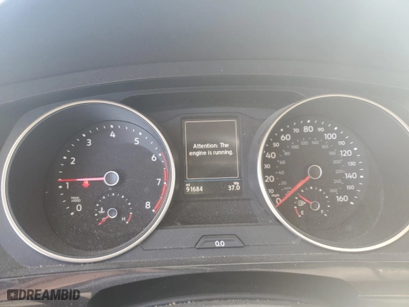 2018 Volkswagen Tiguan SEL with VIN 3VV3B7AX1JM091002, listed as a Copart auction lot 46902485 with 91,684 mi miles and Salvage Title. Bid and sale history available at carsss.com. Image 9.