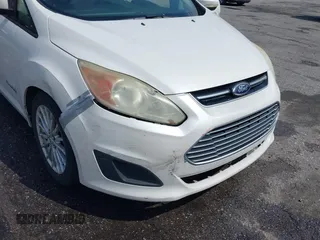 2013 Ford C-Max SE with VIN 1FADP5AU6DL512710, listed as a IAAI auction lot 41756645 with 191,578 mi miles. Bid and sale history available at carsss.com. Image 6.