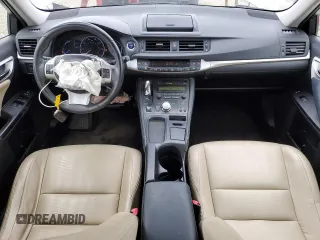 2012 Lexus CT 200h z VIN JTHKD5BH4C2121084, wystawiony jako Copart lot #60842335 z przebiegiem 125 141 mil mil oraz Szkoda całkowita • Salvage title. Historia ofert i sprzedaży dostępna na DreamBid. Obrazek 8.