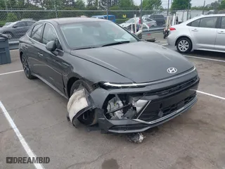 2024 Hyundai Sonata SEL with VIN KMHL64JA3RA368637, listed as a IAAI auction lot 42121609 with 27,625 mi miles. Bid and sale history available at carsss.com. Image 6.