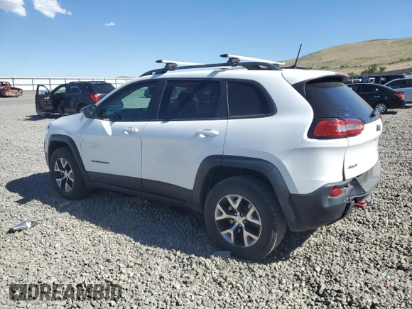 2018 Jeep Cherokee Trailhawk with VIN 1C4PJMBB5JD512333, listed as a Copart auction lot 61485865 with 83,223 mi miles and Salvage title. Bid and sale history available at DreamBid. Image 2.