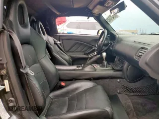 2000 Honda S2000 z VIN JHMAP1145YT002603, wystawiony jako Copart lot #55427045 z przebiegiem 163 228 mil mil oraz Szkoda całkowita • Salvage title. Historia ofert i sprzedaży dostępna na DreamBid. Obrazek 7.