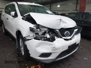 2016 Nissan Rogue SV with VIN 5N1AT2MT9GC899988, listed as a IAAI auction lot 41064018 with 87,424 mi miles. Bid and sale history available at carsss.com. Image 6.