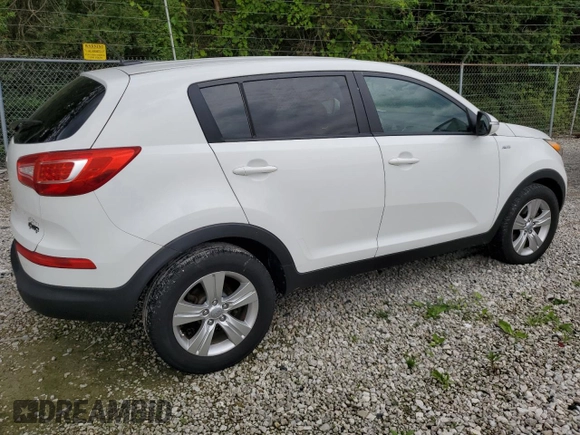 2013 Kia Sportage LX with VIN KNDPBCA20D7501980, listed as a Copart auction lot 61784015 with 140,793 mi miles and Salvage title. Bid and sale history available at DreamBid. Image 3.