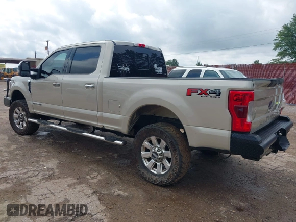 2018 Ford F-250 XL with VIN 1FT7W2BTXJEB50640, listed as a IAAI auction lot 42388061 with 274,829 mi miles and . Bid and sale history available at DreamBid. Image 3.