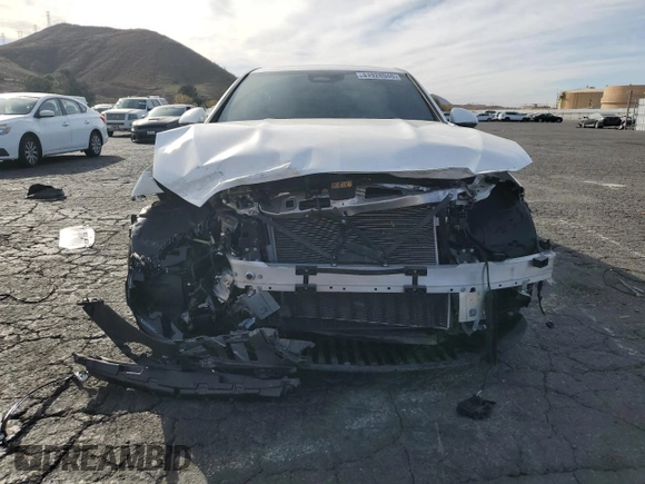 2023 Mercedes-Benz C 300 with VIN W1KAF4GBXPR137492, listed as a Copart auction lot 41928945 with 15,960 mi miles and Salvage title. Bid and sale history available at DreamBid. Image 5.