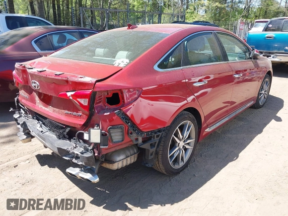 2015 Hyundai Sonata Sport with VIN 5NPE34AB6FH079884, listed as a IAAI auction lot 42045304 with 151,692 mi miles and . Bid and sale history available at carsss.com. Image 4.