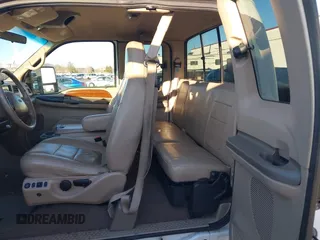 2001 Ford F-350 XL with VIN 1FTSX31F91EA40154, listed as a IAAI auction lot 41561772 with 208,427 mi miles and . Bid and sale history available at DreamBid. Image 8.